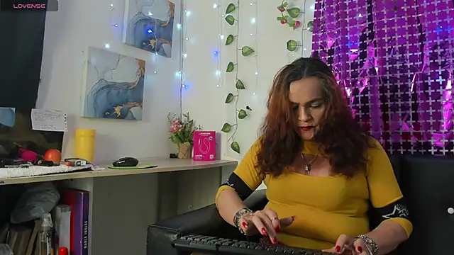 Mishell Bons online show from 02-11-26, 06:57