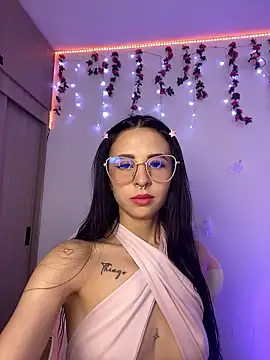 Lia  1 online show from 01-10-26, 09:30