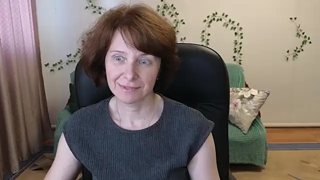 Snapshot of Lia_Tito chatting on 06-01-26, 12:51 Lia Tito online show from 06-01-26, 12:51