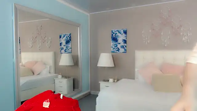 maddissonivanova online show from 04-05-26, 07:00