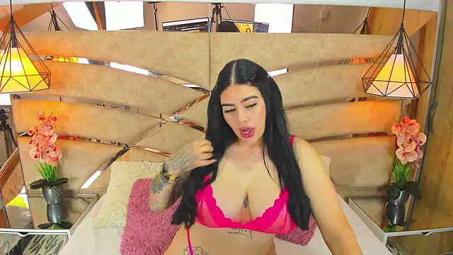 pamemiller1 online show from 12-05-25, 10:57