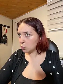 Karen18 boobs online show from 03-18-26, 03:20