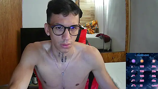 angelicious  online show from 02-11-26, 12:43