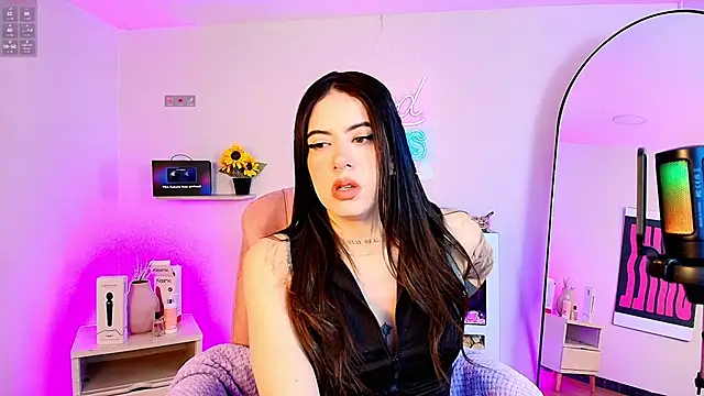 Alice Vixen online show from 05-13-26, 12:13