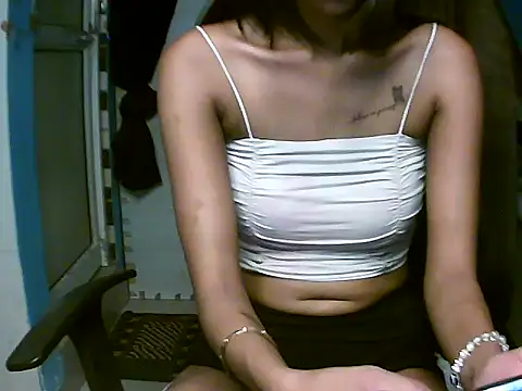 Snapshot of RENUKA_RAJPUT chatting on 05-31-26, 06:09 RENUKA RAJPUT online show from 05-31-26, 06:09