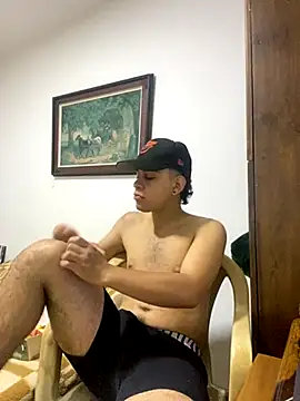 dominant boy77 online show from 10-16-25, 02:56
