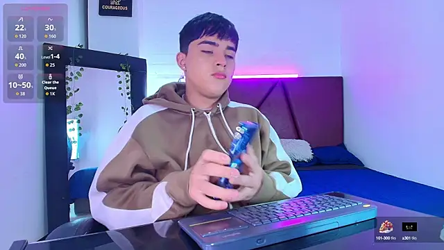 Lucass love online show from 09-18-25, 01:35