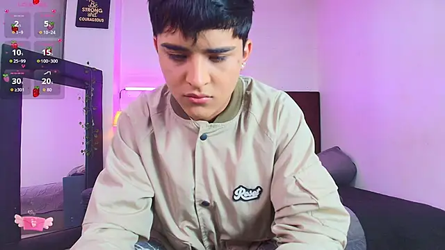 Lucass love online show from 11-26-25, 04:19