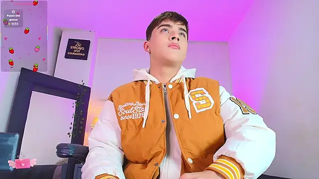 Lucass love online show from 01-10-26, 01:13