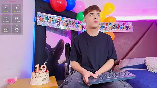 Lucass love online show from 02-04-26, 01:17