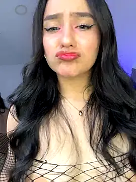 Snapshot of lunatorch chatting on 11-29-25, 05:27 lunatorch online show from 11-29-25, 05:27