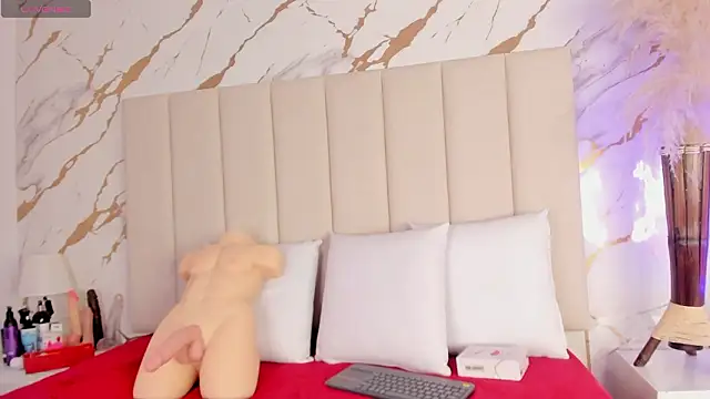 Meloddy Parkerr  online show from 03-11-26, 03:56