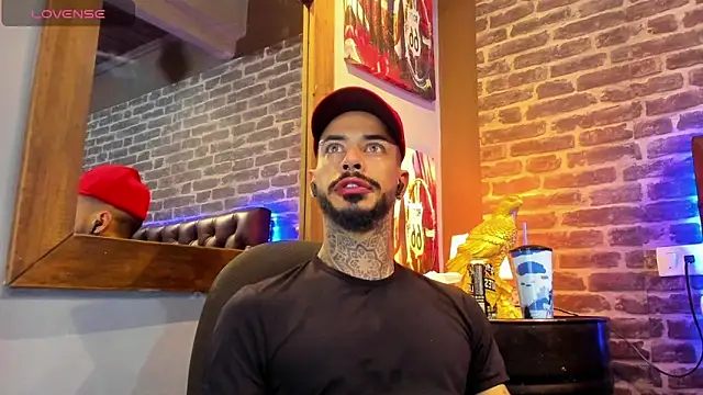 VinzenzRizzo online show from 02-06-26, 04:17