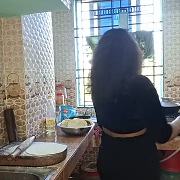 Bristy- online show from 11-17-25, 03:23