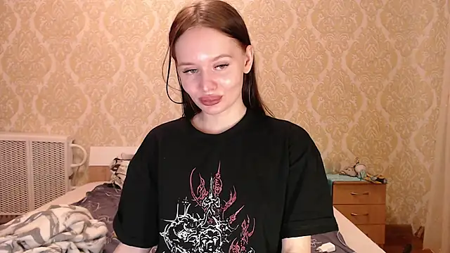 Kitkaat00 online show from 10-29-25, 02:30