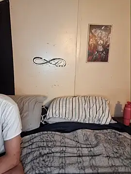 Snapshot of Shy_Naughty_Girl chatting on 10-11-25, 04:33 Shy Naughty Girl online show from 10-11-25, 04:33