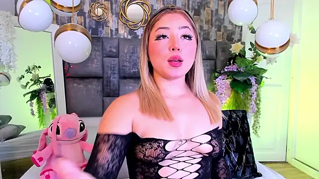 PatyLawrence online show from 02-04-26, 04:07