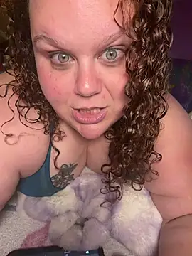 Snapshot of Fatpussybigass chatting on 06-13-26, 09:57 Fatpussybigass online show from 06-13-26, 09:57