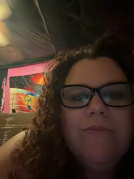 Snapshot of Fatpussybigass chatting on 06-15-26, 12:35 Fatpussybigass online show from 06-15-26, 12:35