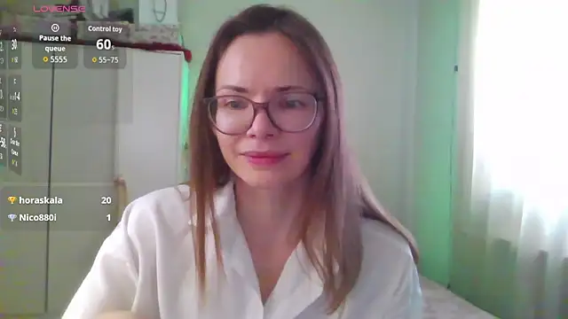 Snapshot of SEA_Dream chatting on 03-27-26, 05:24 SEA Dream online show from 03-27-26, 05:24