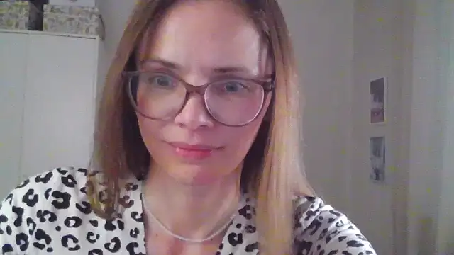 Snapshot of SEA_Dream chatting on 05-29-26, 04:16 SEA Dream online show from 05-29-26, 04:16