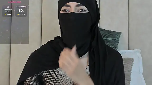  Zahiira  online show from 11-28-25, 11:57