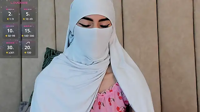  Zahiira  online show from 01-09-26, 12:08