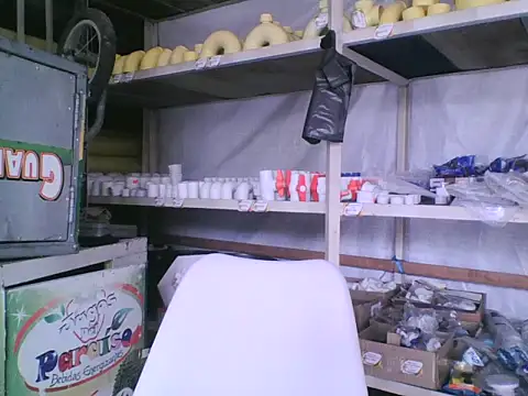 Snapshot of yersey9305 chatting on 07-21-26, 04:53 yersey9305 online show from 07-21-26, 04:53