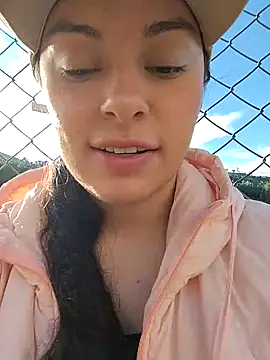 Camila Ord online show from 10-21-25, 09:37