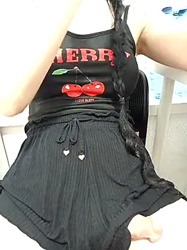 Snapshot of lolitaportugal23 chatting on 06-25-26, 10:53 lolitaportugal23 online show from 06-25-26, 10:53