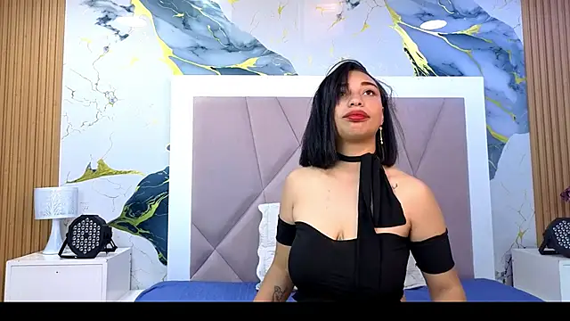Snapshot of SofiaWhites chatting on 05-07-26, 03:12 SofiaWhites online show from 05-07-26, 03:12