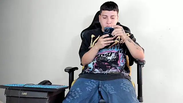 HELLSTAR online show from 11-24-25, 06:18