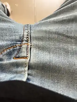 Snapshot of kamo012000 chatting on 10-06-25, 08:45 kamo012000 online show from 10-06-25, 08:45