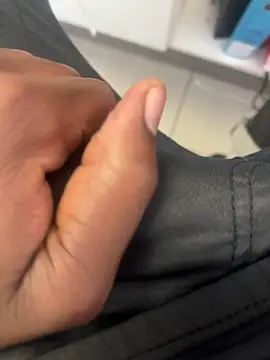 kamo012000 online show from 04-23-26, 08:46