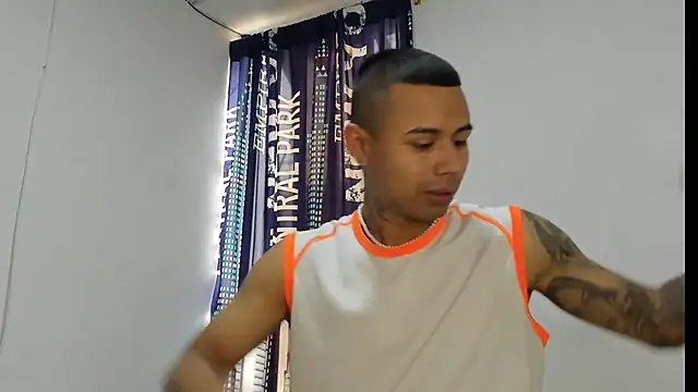  Logan Colton  online show from 11-26-25, 07:48