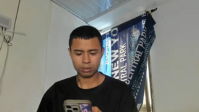  Logan Colton  online show from 03-22-26, 09:18