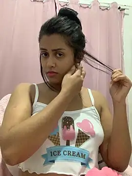 afroditii online show from 11-18-25, 12:27