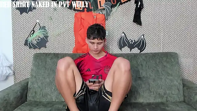 willy sexxx18 online show from 10-24-25, 07:43