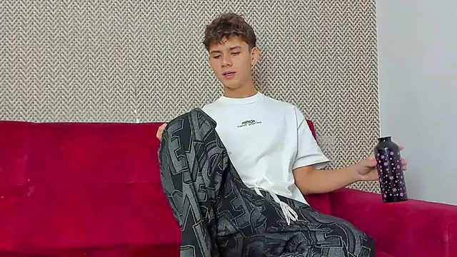 willy sexxx18 online show from 02-11-26, 02:00