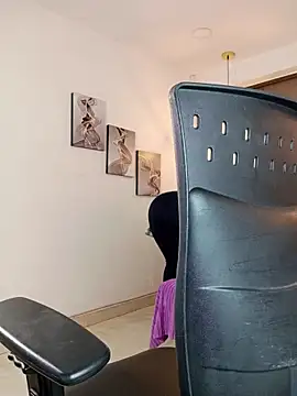 Rossi ss1 online show from 11-13-25, 05:17