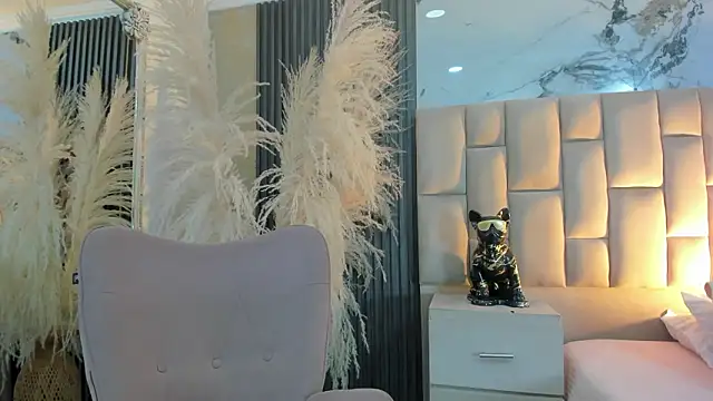 cloesummerr  online show from 02-09-26, 01:04