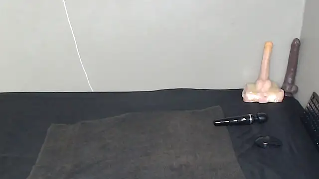 TrishahXo online show from 03-23-26, 06:34