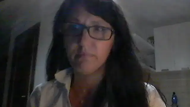 Snapshot of Elena48324 chatting on 09-10-25, 06:30 Elena48324 online show from 09-10-25, 06:30