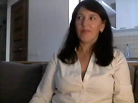 Snapshot of Elena48324 chatting on 09-23-25, 10:18 Elena48324 online show from 09-23-25, 10:18