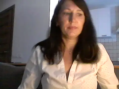 Snapshot of Elena48324 chatting on 09-27-25, 09:36 Elena48324 online show from 09-27-25, 09:36