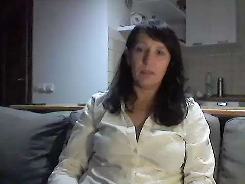 Snapshot of Elena48324 chatting on 10-28-25, 07:27 Elena48324 online show from 10-28-25, 07:27