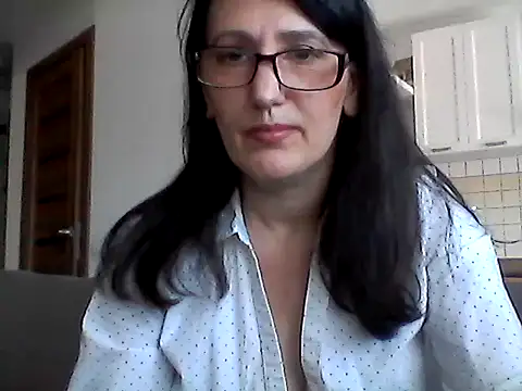 Elena48324 online show from 04-03-26, 10:35