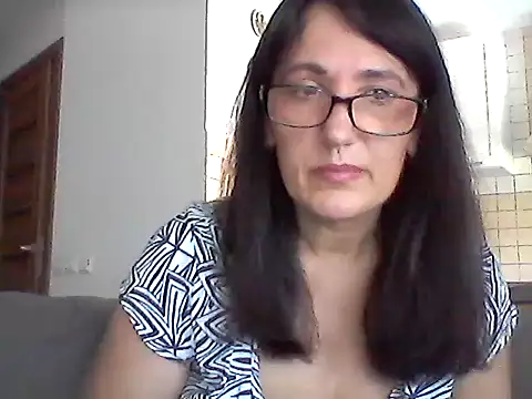 Elena48324 online show from 06-26-26, 10:08