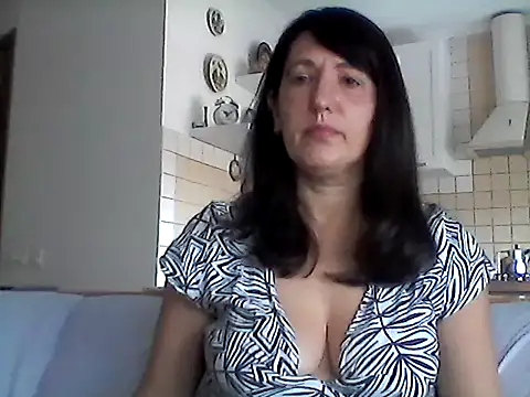 Elena48324 online show from 07-12-26, 07:10