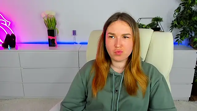 Sofii darling online show from 03-11-26, 07:20